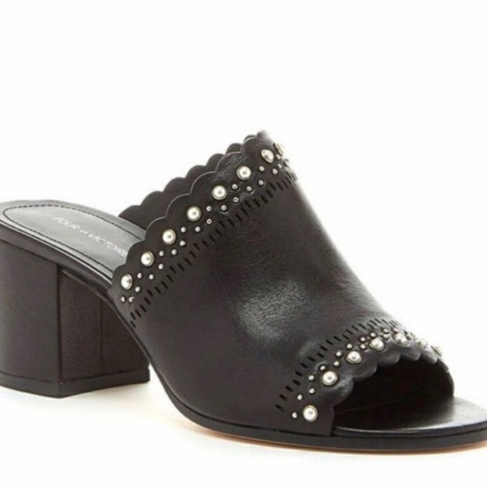 Pour La Victoire Amela Mule Heels Size 6